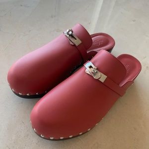 Hermes Carlotta leather mules & clog